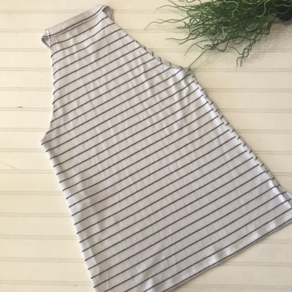 Cotton On Choker Tank - Picture 4 of 4